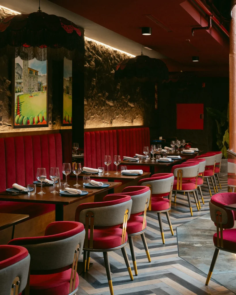 El Salón – Tbilisi Boulevard Barcelona El Salón
